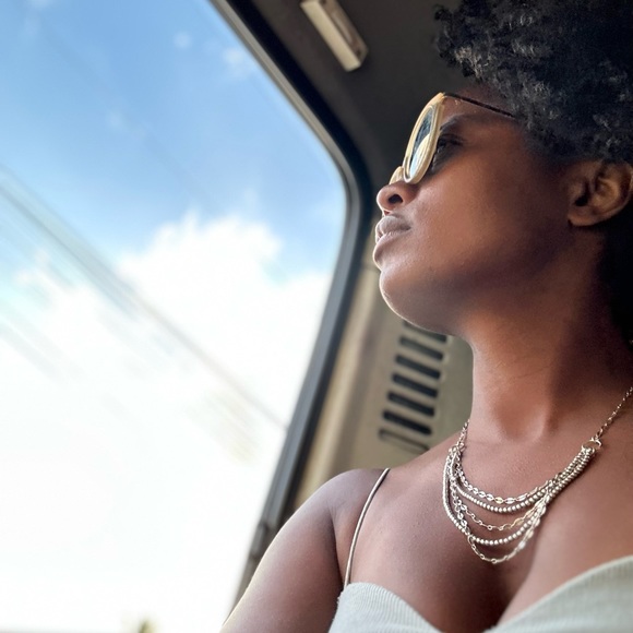 Meet your Posher, Shauna - Picture 1 of 1